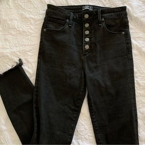 Abercrombie skinny jeans. Size 6. Great condition